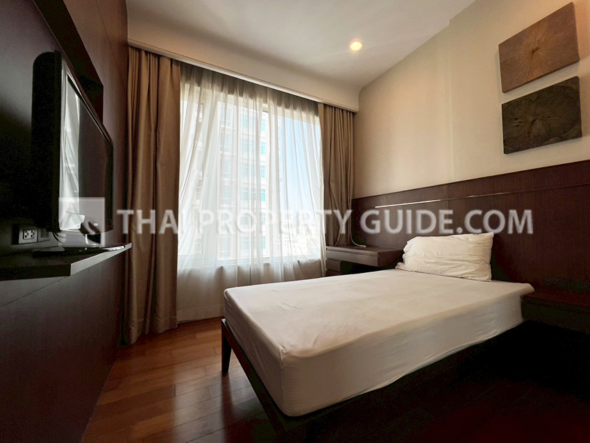 Condominium in Ploenchit 