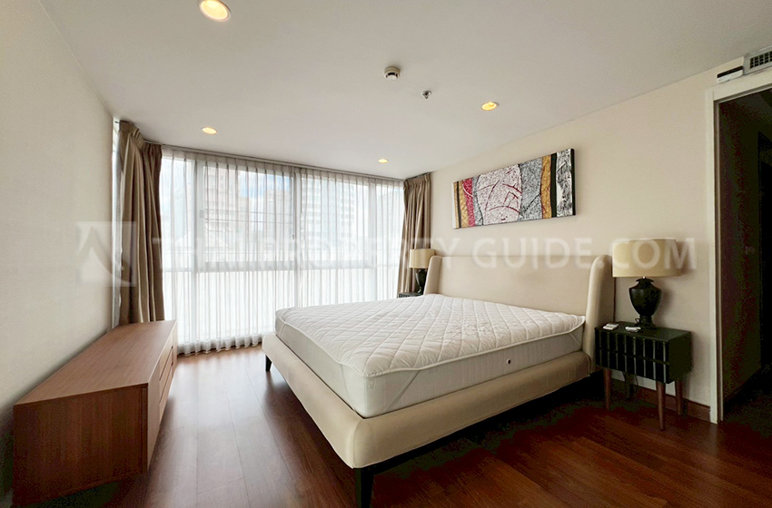 Condominium in Ploenchit 