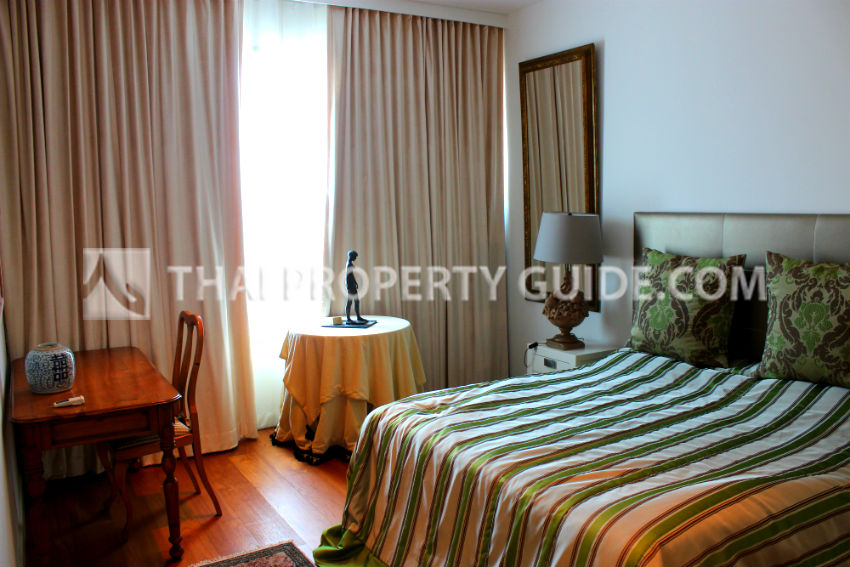 Condominium in Ploenchit 