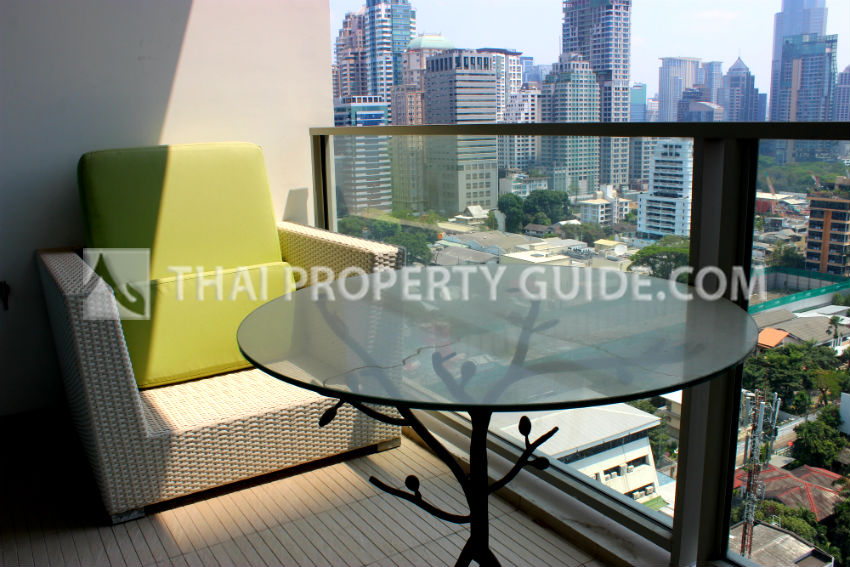 Condominium in Ploenchit 