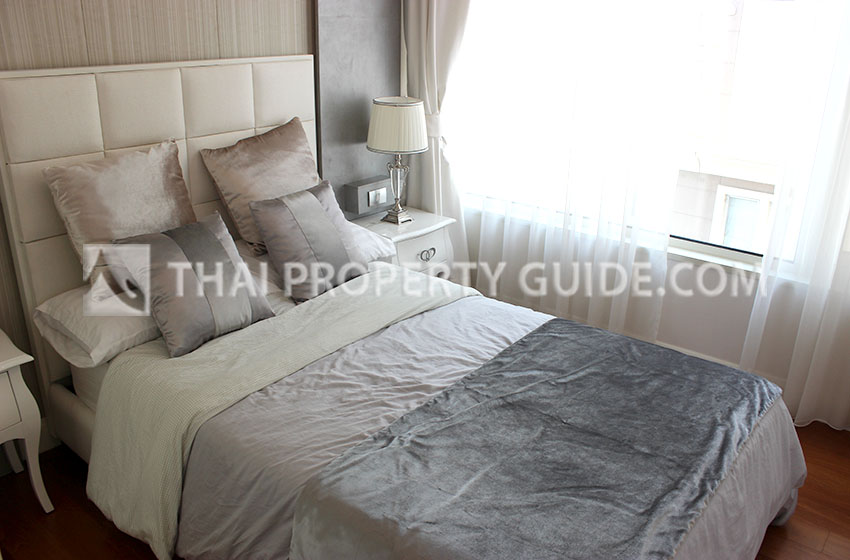Condominium in Ploenchit 