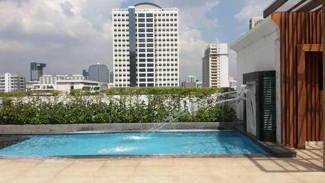 Condominium in Ploenchit 