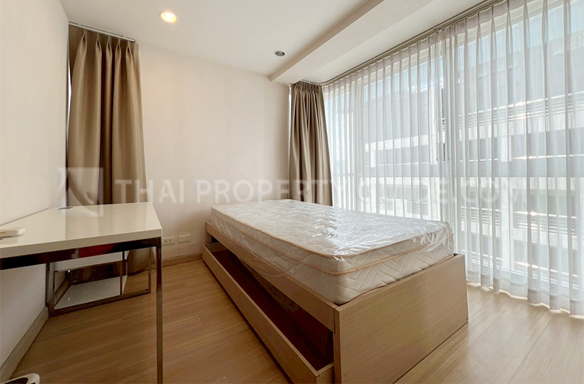 Condominium in Ploenchit 