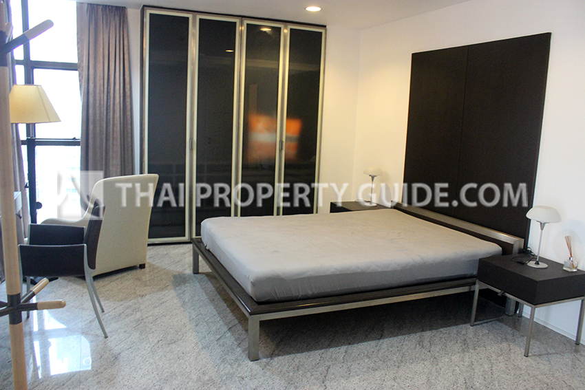 Condominium in Ploenchit 
