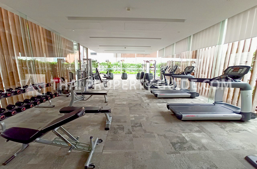 Condominium in Ploenchit 