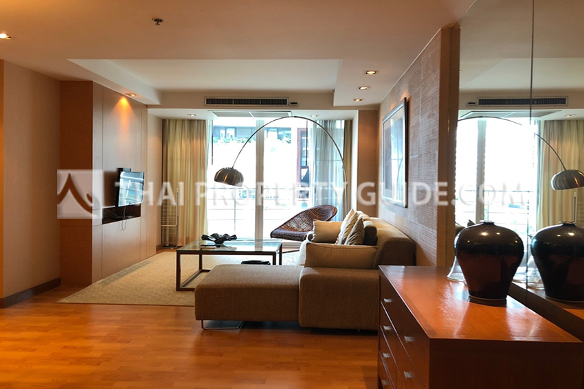 Condominium in Ploenchit 