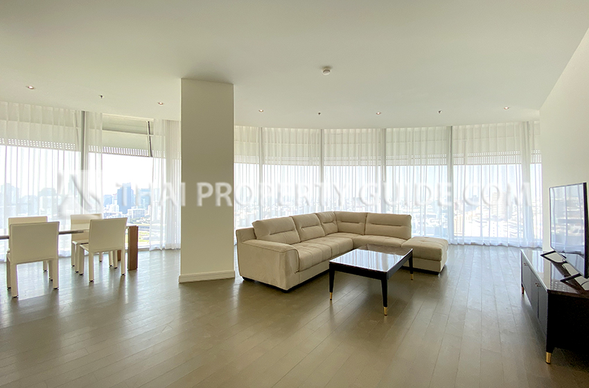 Condominium in Ploenchit : Magnolias Ratchadamri(Condominium) 