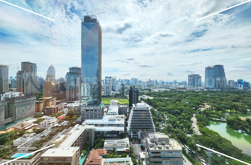 Condominium in Ploenchit 