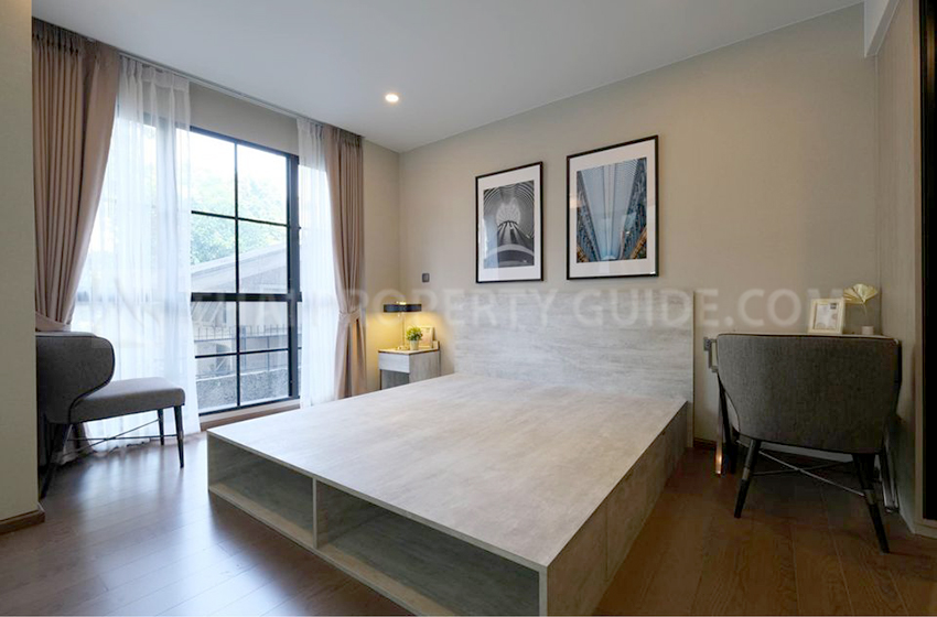 Condominium in Ploenchit 