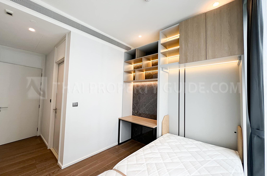 Condominium in Ploenchit 