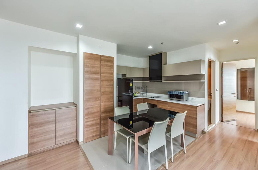 Condominium in Ploenchit 