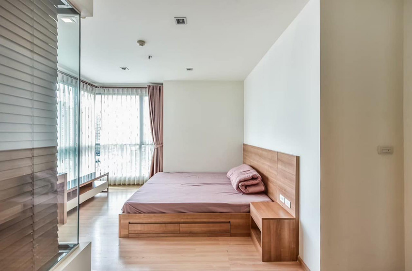 Condominium in Ploenchit 
