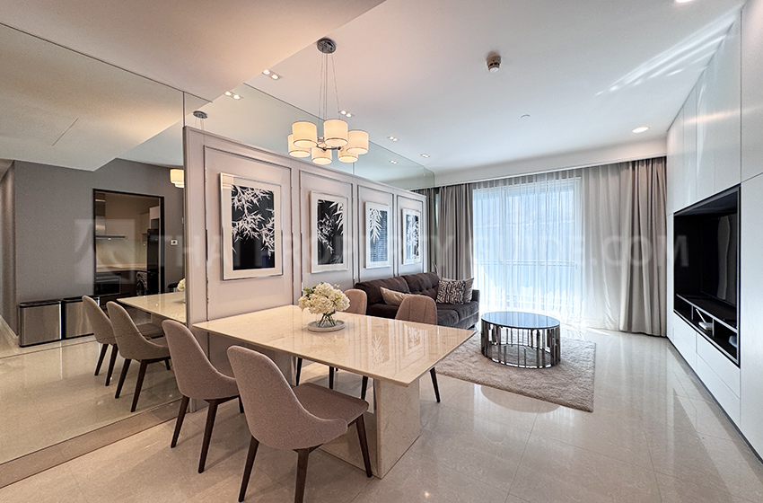 Condominium in Ploenchit 