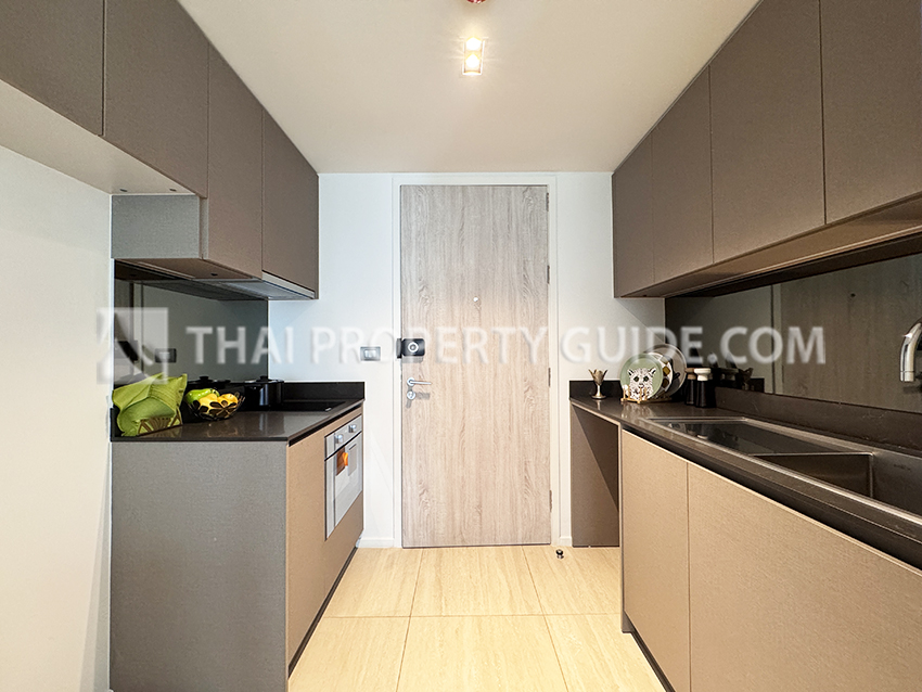 Condominium in Ploenchit 