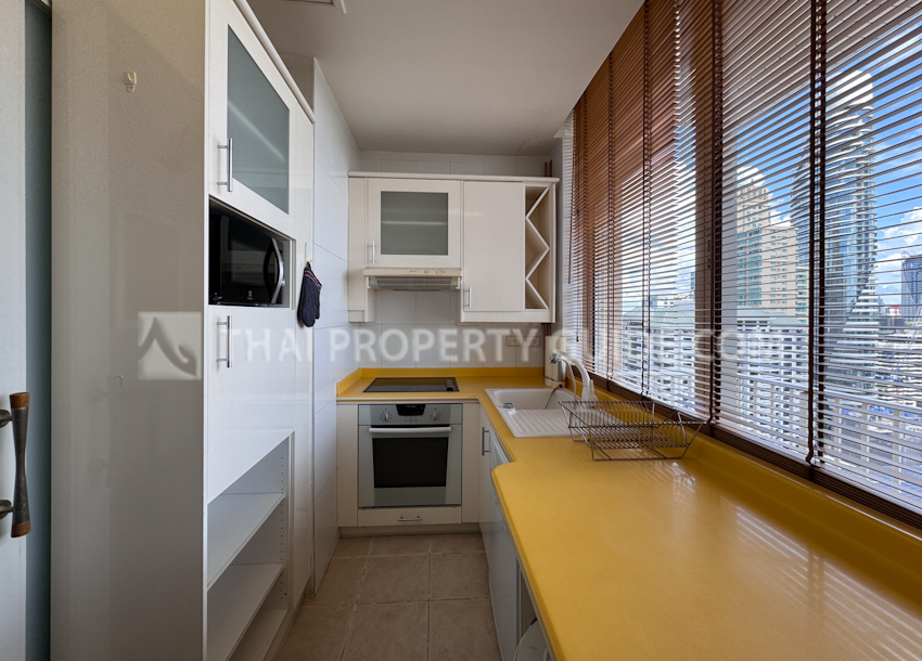 Condominium in Ploenchit 