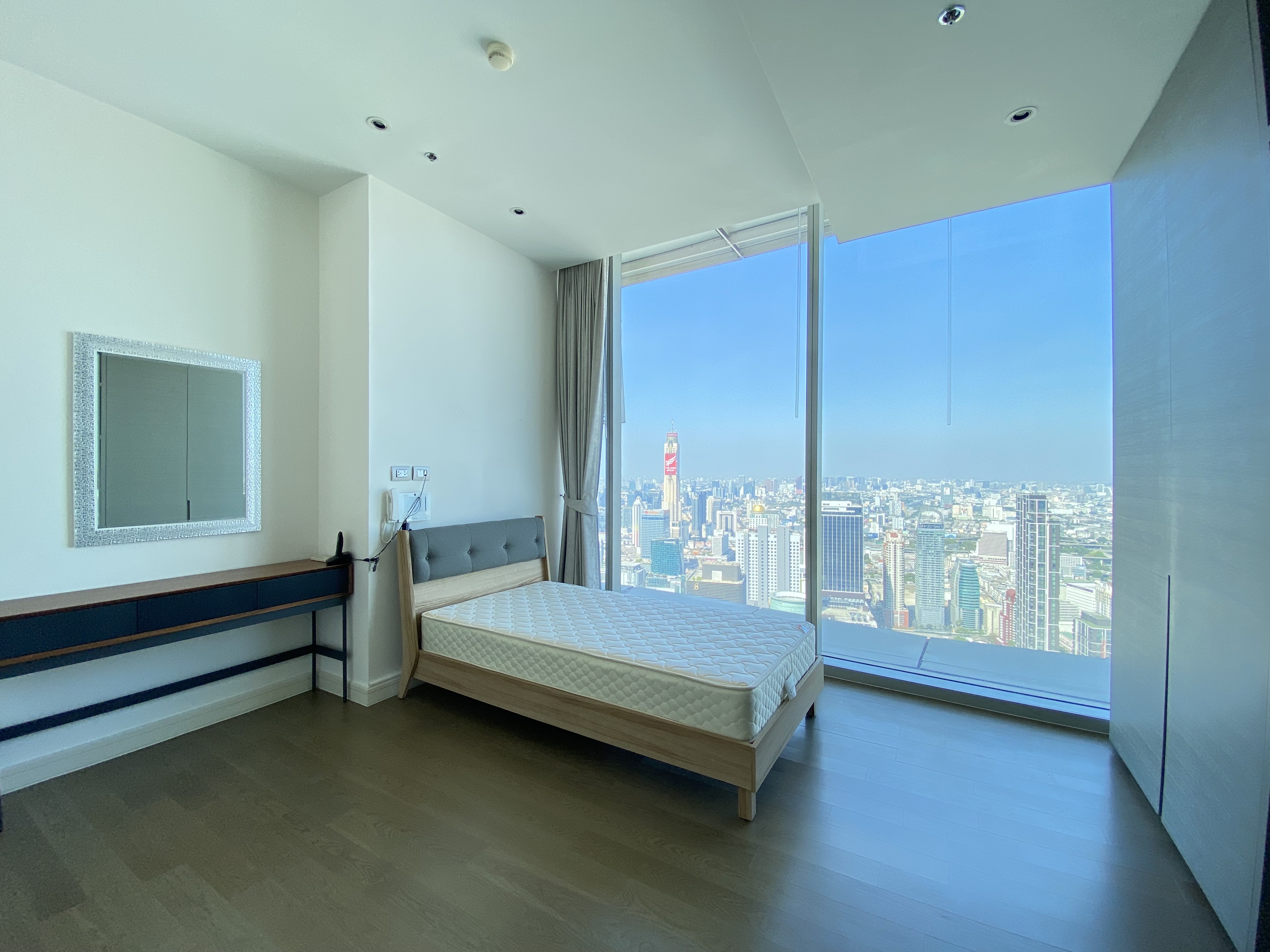 Condominium in Ploenchit : Magnolias Ratchadamri(Condominium) 