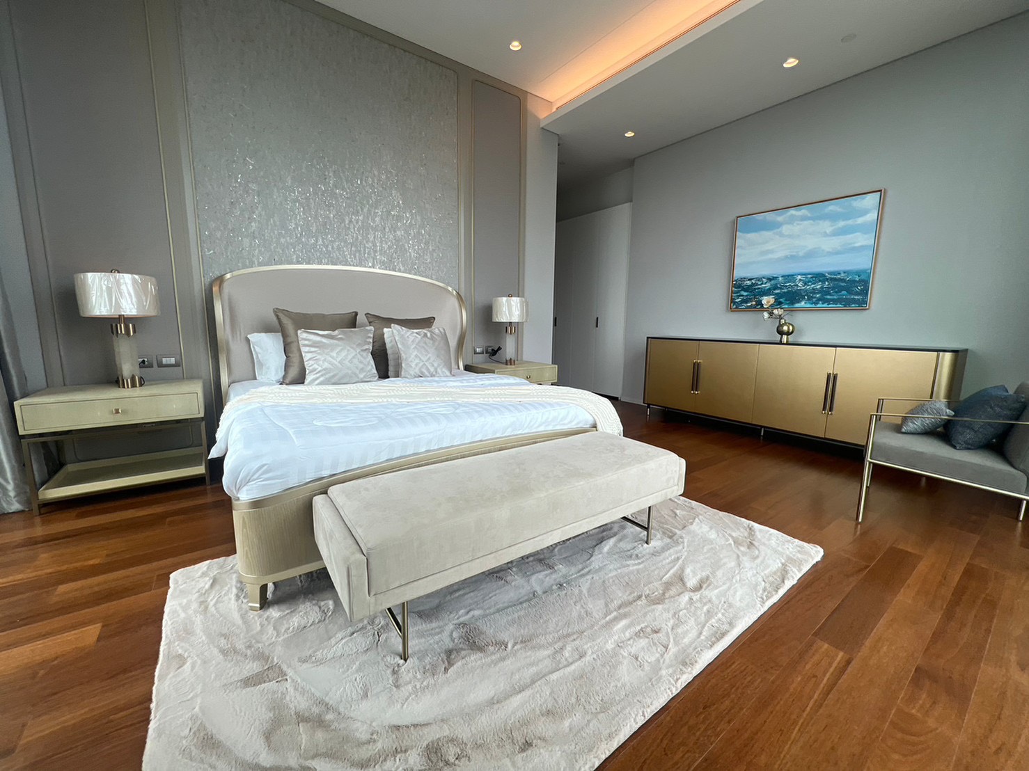 Condominium in Ploenchit 