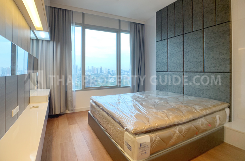 Condominium in Ploenchit 