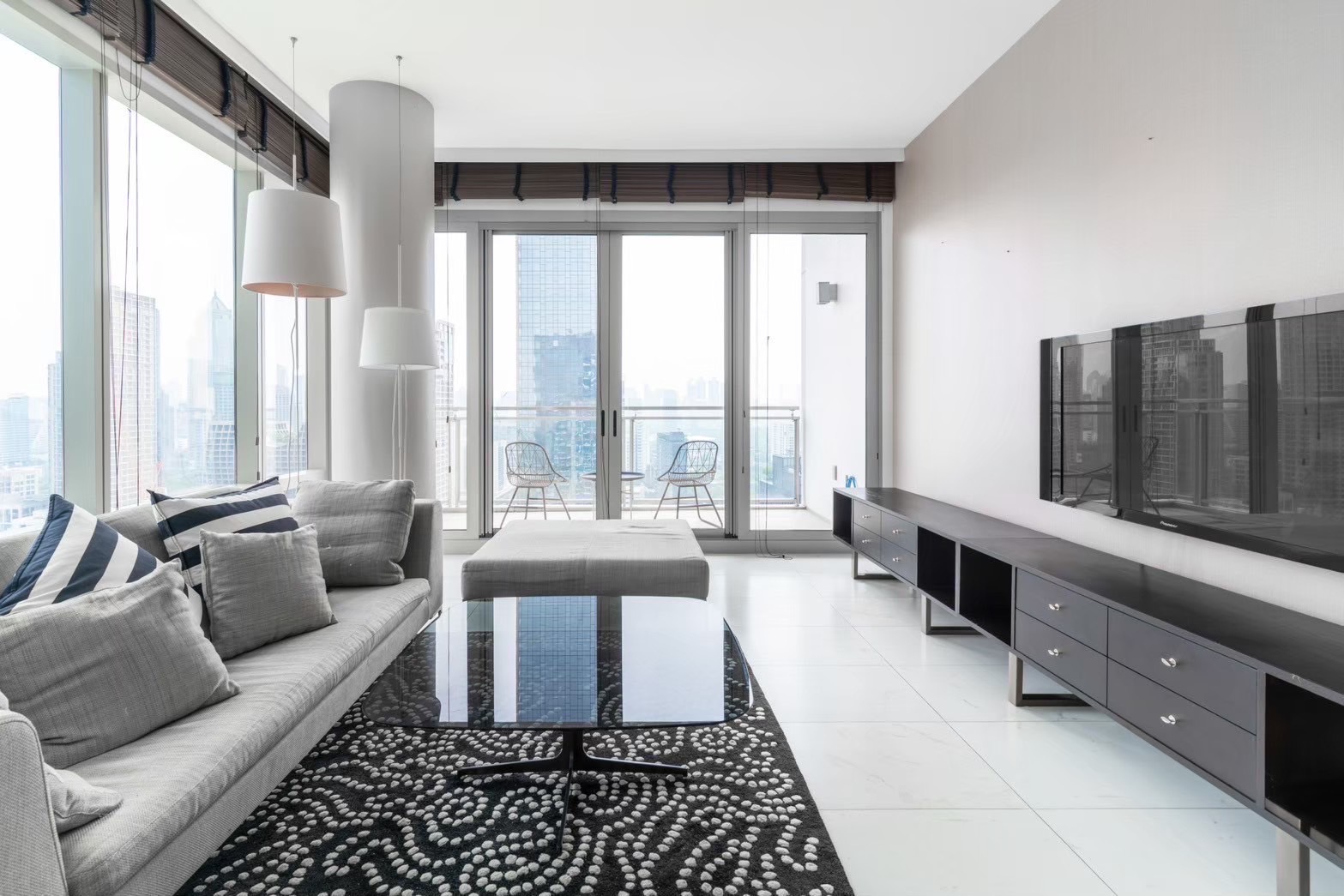 Condominium in Ploenchit 