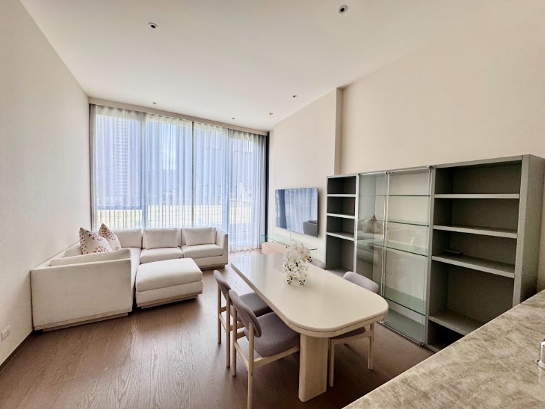 Condominium in Ploenchit 