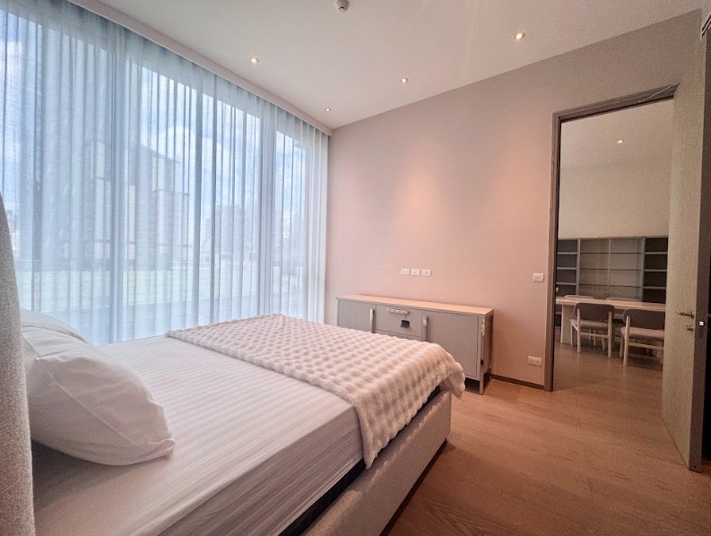 Condominium in Ploenchit 