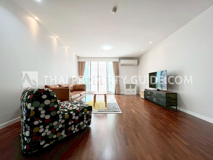 Condominium for rent in Ploenchit