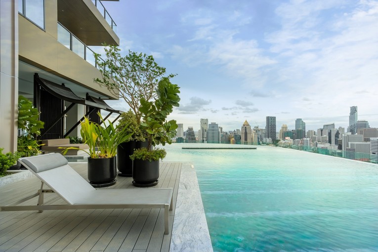 Condominium in Ploenchit 