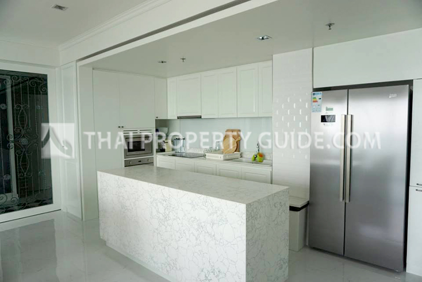 Condominium in Rama 3 
