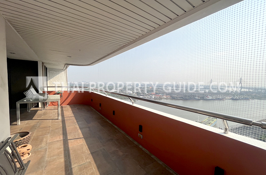Condominium in Rama 3 
