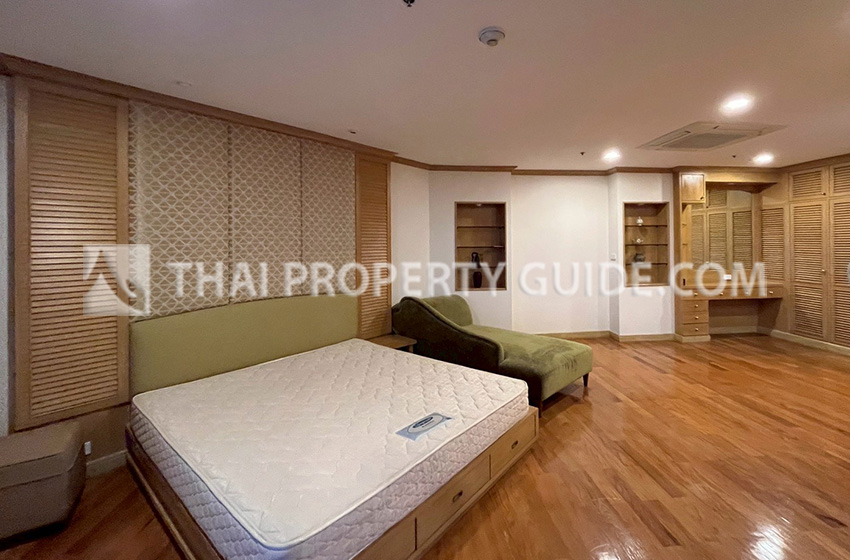 Condominium in Rama 3 