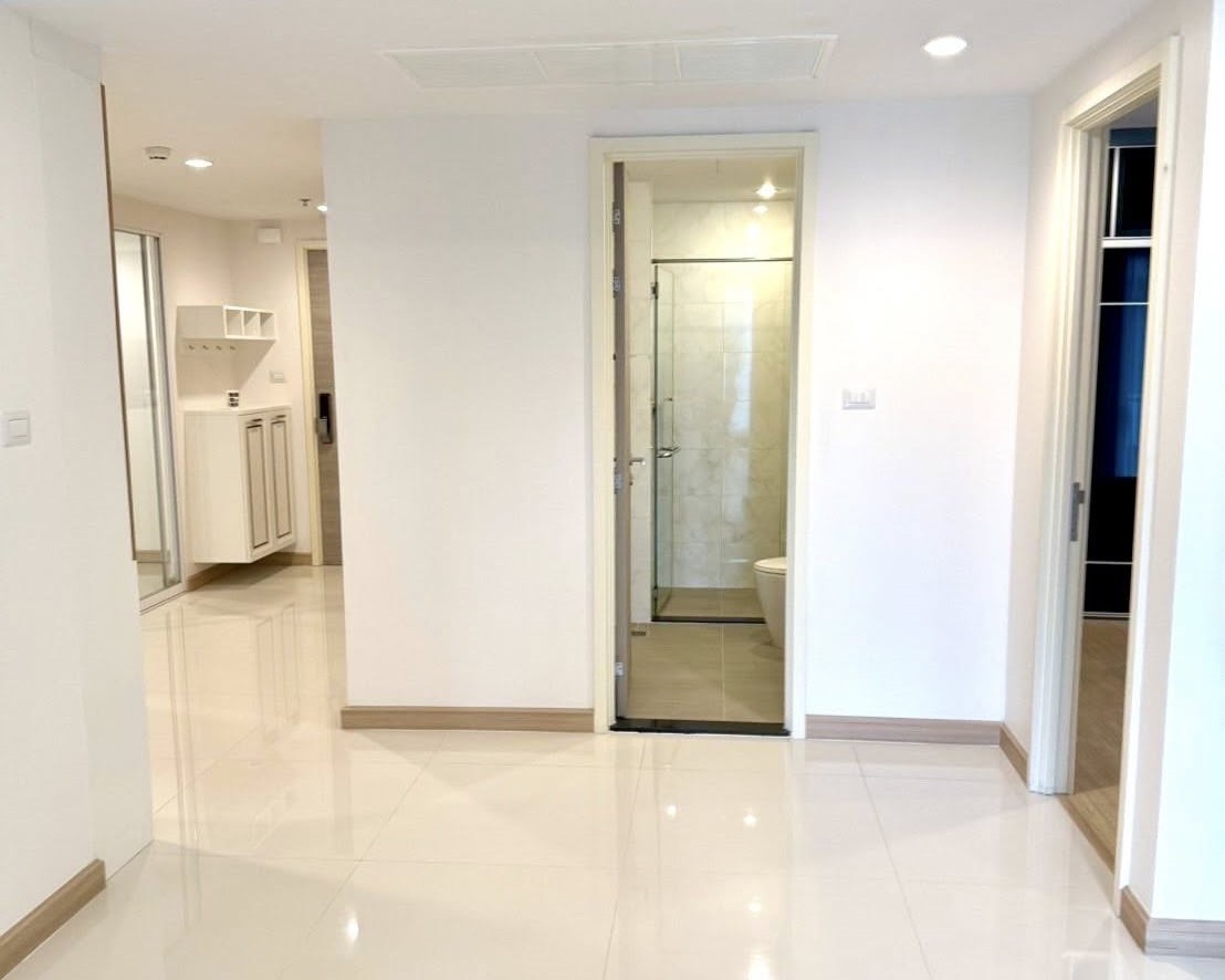 Condominium in Rama 3