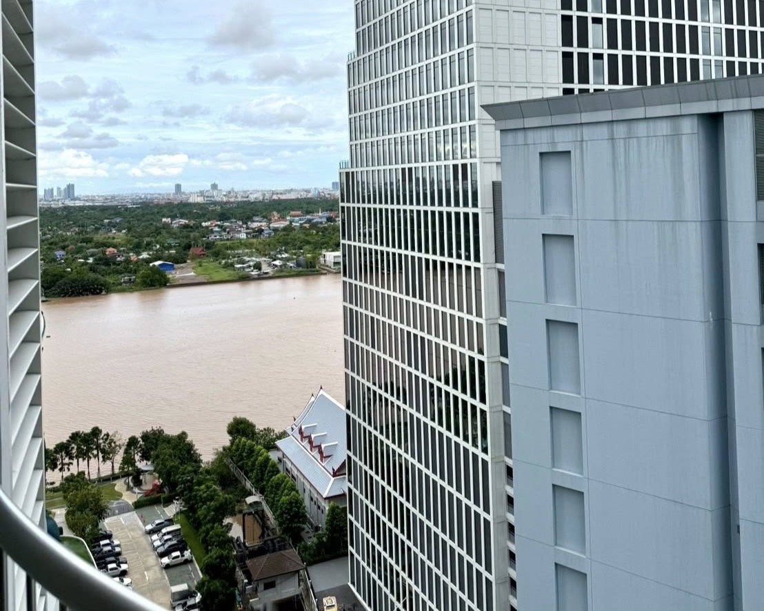 Condominium in Rama 3