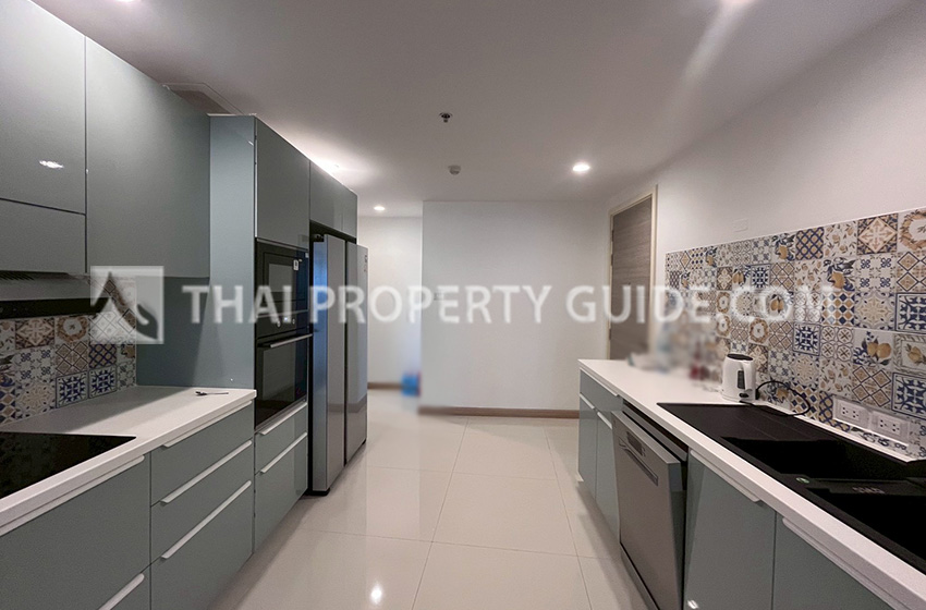 Condominium in Rama 3 