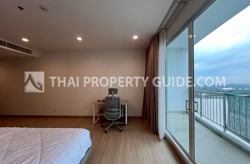 Condominium in Rama 3 