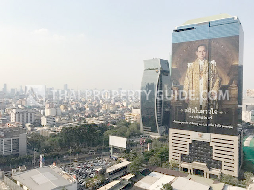 Condominium in Rama 9 