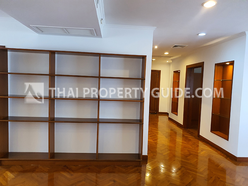 Condominium in Sathorn 