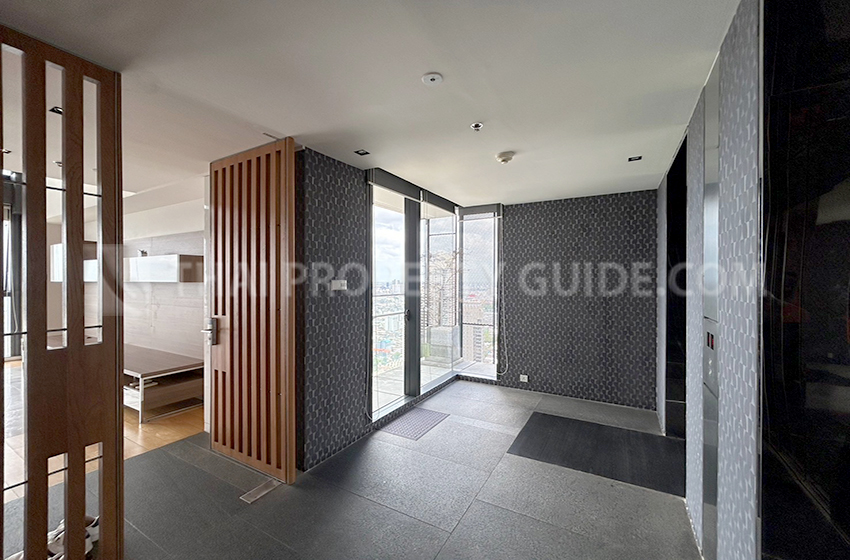 Condominium in Sathorn : The Met Sathorn 