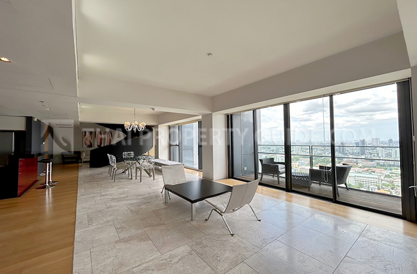 Condominium in Sathorn : The Met Sathorn 