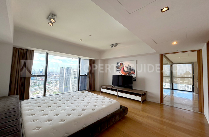 Condominium in Sathorn : The Met Sathorn 
