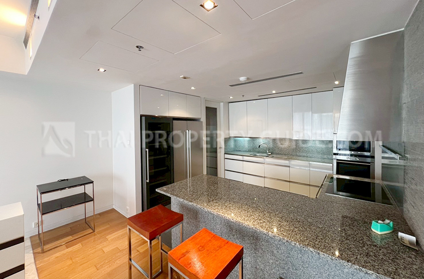 Condominium in Sathorn : The Met Sathorn 