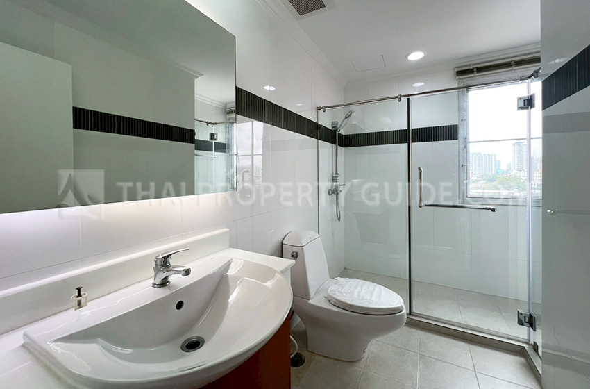 Condominium in Sathorn 