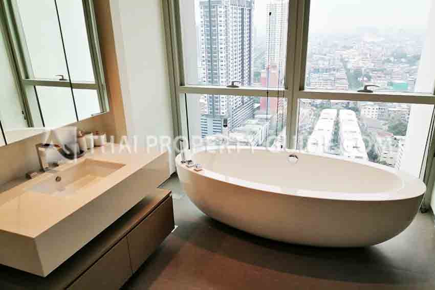 Condominium in Sathorn 