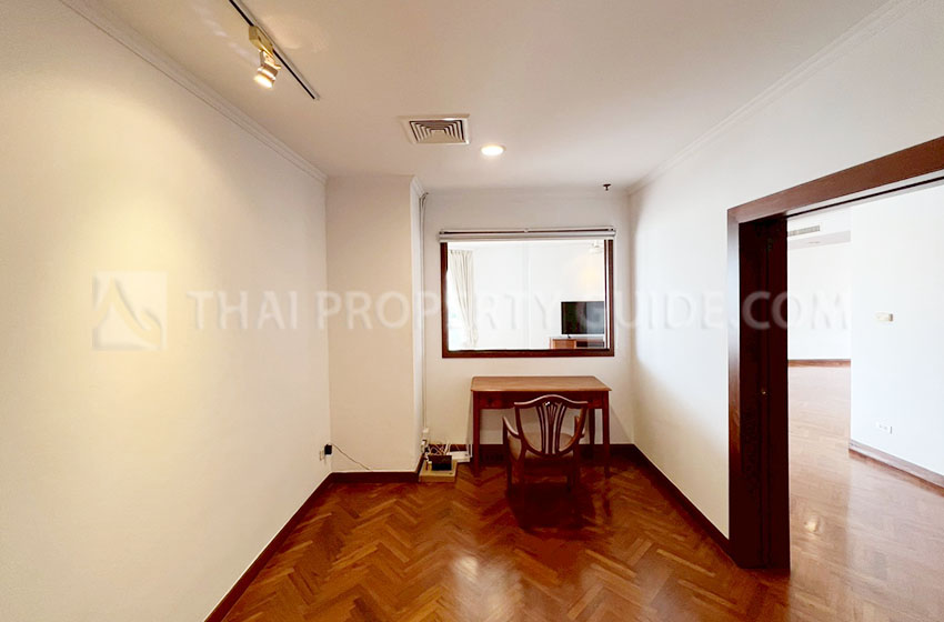 Condominium in Sathorn 