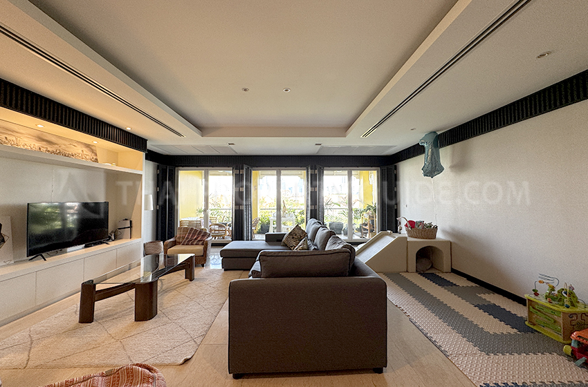 Condominium in Sathorn 