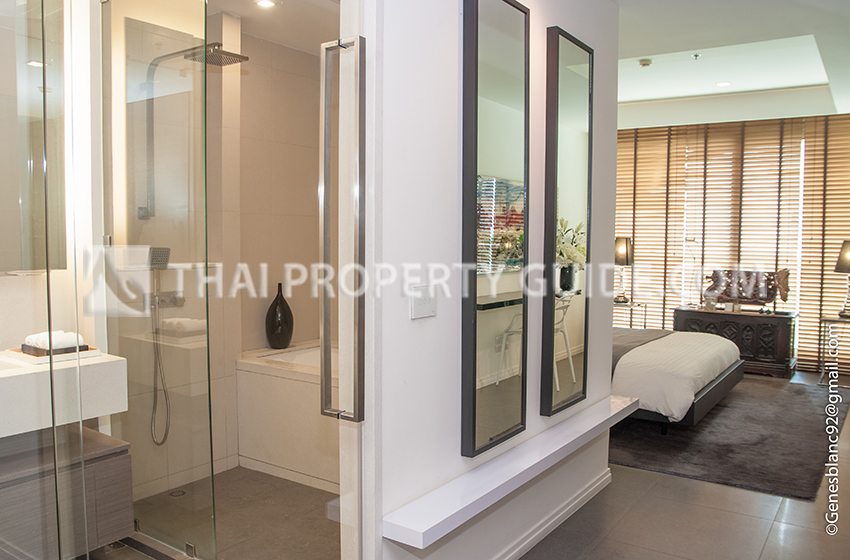 Condominium in Sathorn 