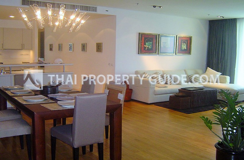 Condominium in Sathorn : The Royal Saladaeng 