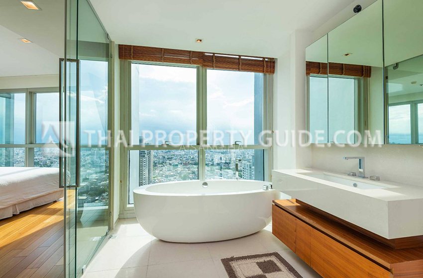 Condominium in Sathorn 