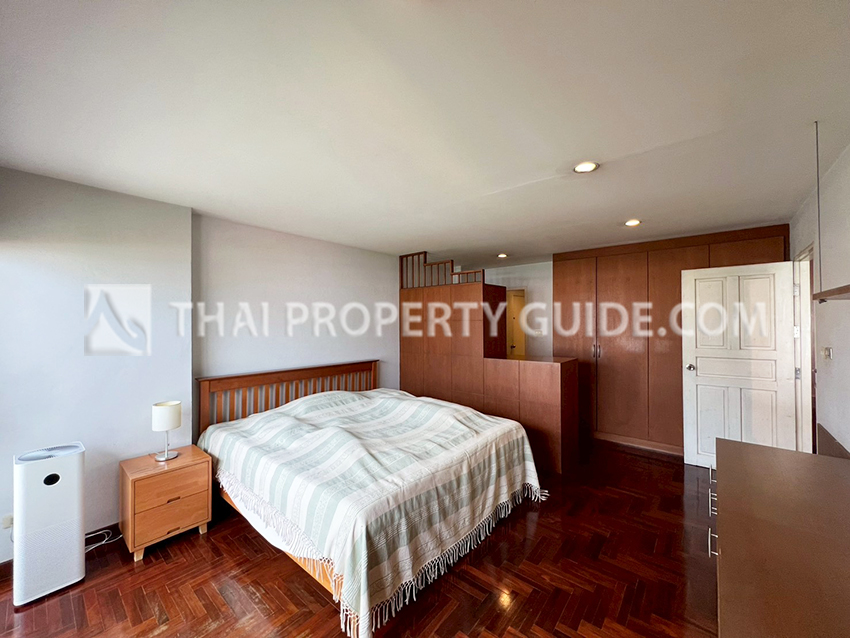 Condominium in Sathorn 