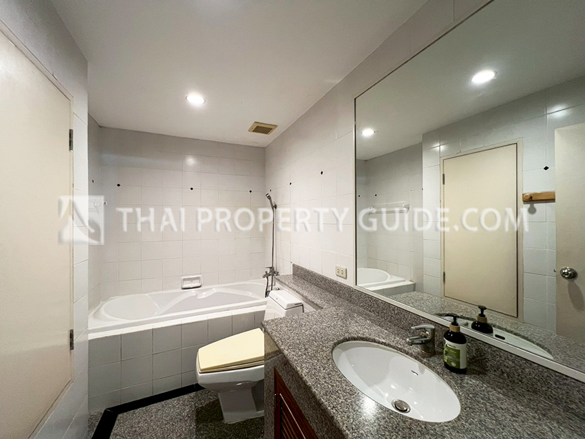 Condominium in Sathorn 