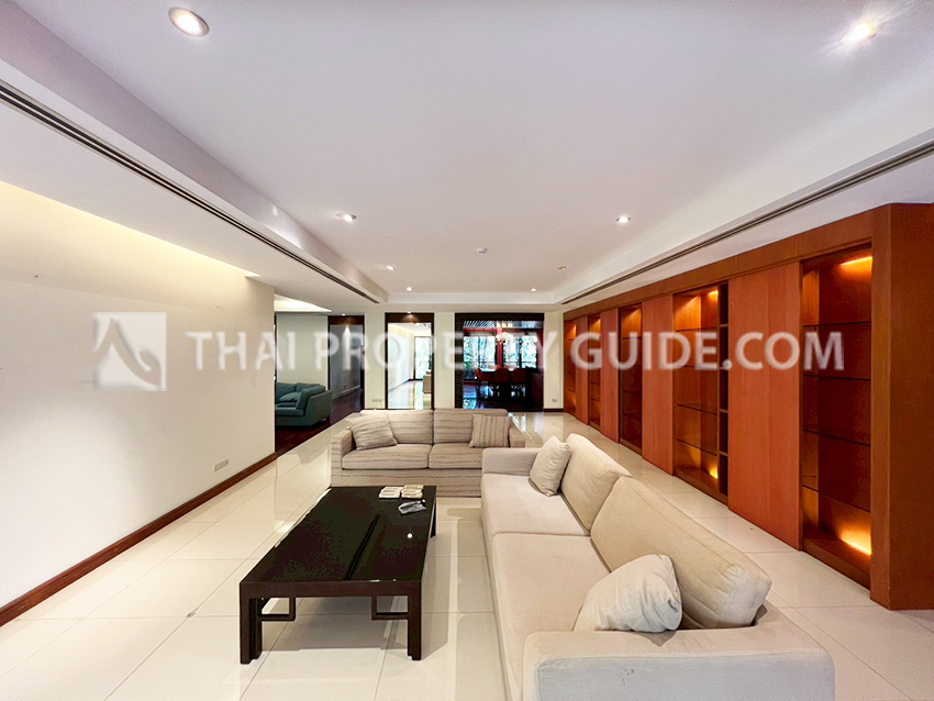 Condominium in Sathorn 